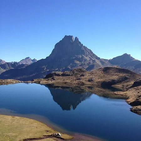 Douillet Bonnes/vallee D'ossau * או-בון